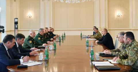 President Ilham Aliyev received delegation led by Russian defense minister