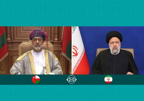 Iranian President congratulates Oman on National Day