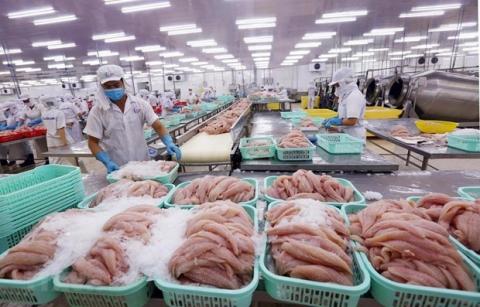 Vietnam's agro-forestry-fishery exports to US, EU hit by COVID-19