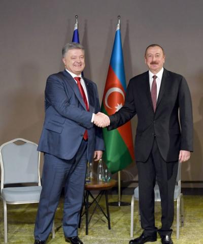 President Ilham Aliyev met with Ukrainian President Petro Poroshenko in Eskisehir