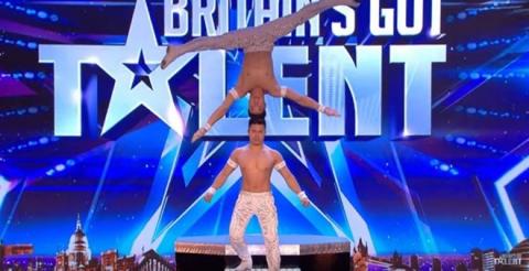 Brothers fly flag for Vietnam on UK TV show