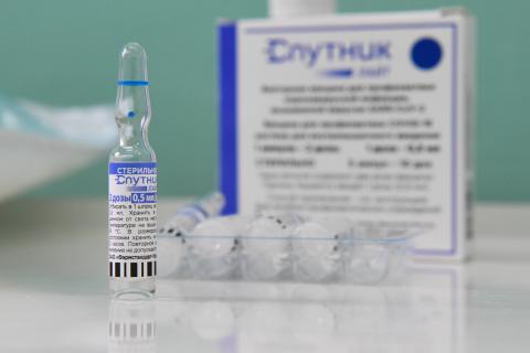 Russian Intranasal Vaccine Effective Against All Coronavirus Strains - Developers