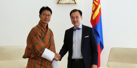 MONGOLIAN AND BHUTANESE FOREIGN MINISTERS TALK ON EXPANDING COOPERATION