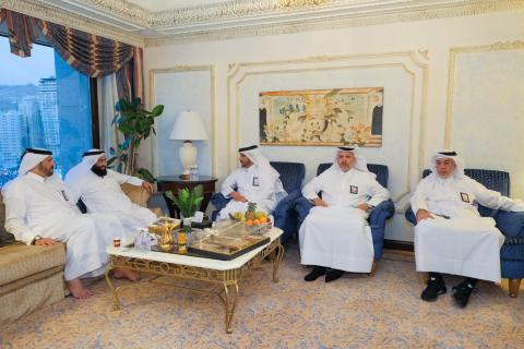 Qatari Hajj Mission Visits Residence of Qatari Campaigns and Checks on State Pilgrims