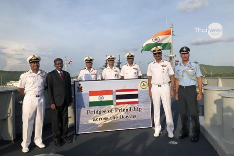 Indian warships pay visit to boost ties