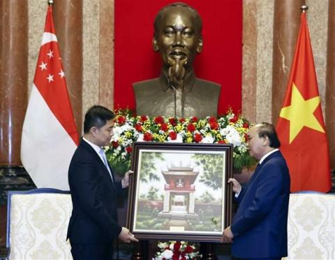 President wishes for more Vietnam-Singapore cooperation projects