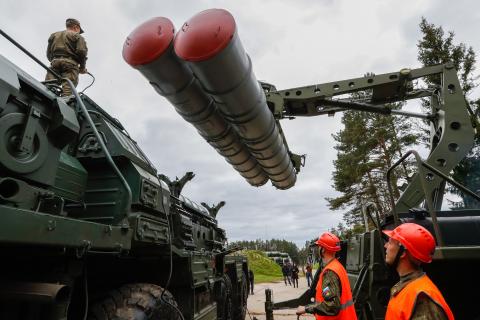 Iraqi government plans to purchase S-400 missile systems from Russia - ambassador