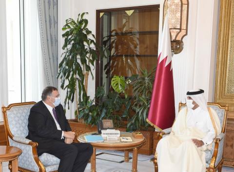Qatar's Prime Minister Meets Chairman of Total