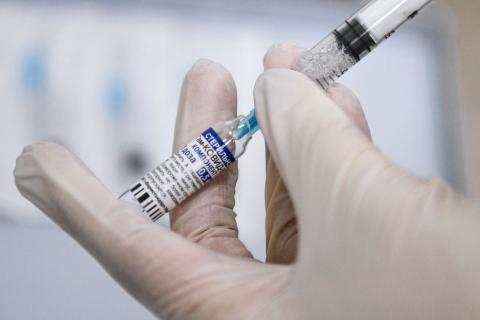 Sputnik V Offers Stronger Protection Against Omicron Than Pfizer, Spallanzani Institute Study Shows