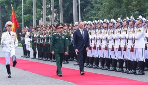 Vietnam, Australia eye stronger defence cooperation