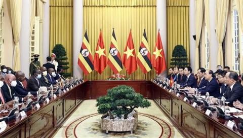 Vietnamese, Ugandan Presidents hold talks