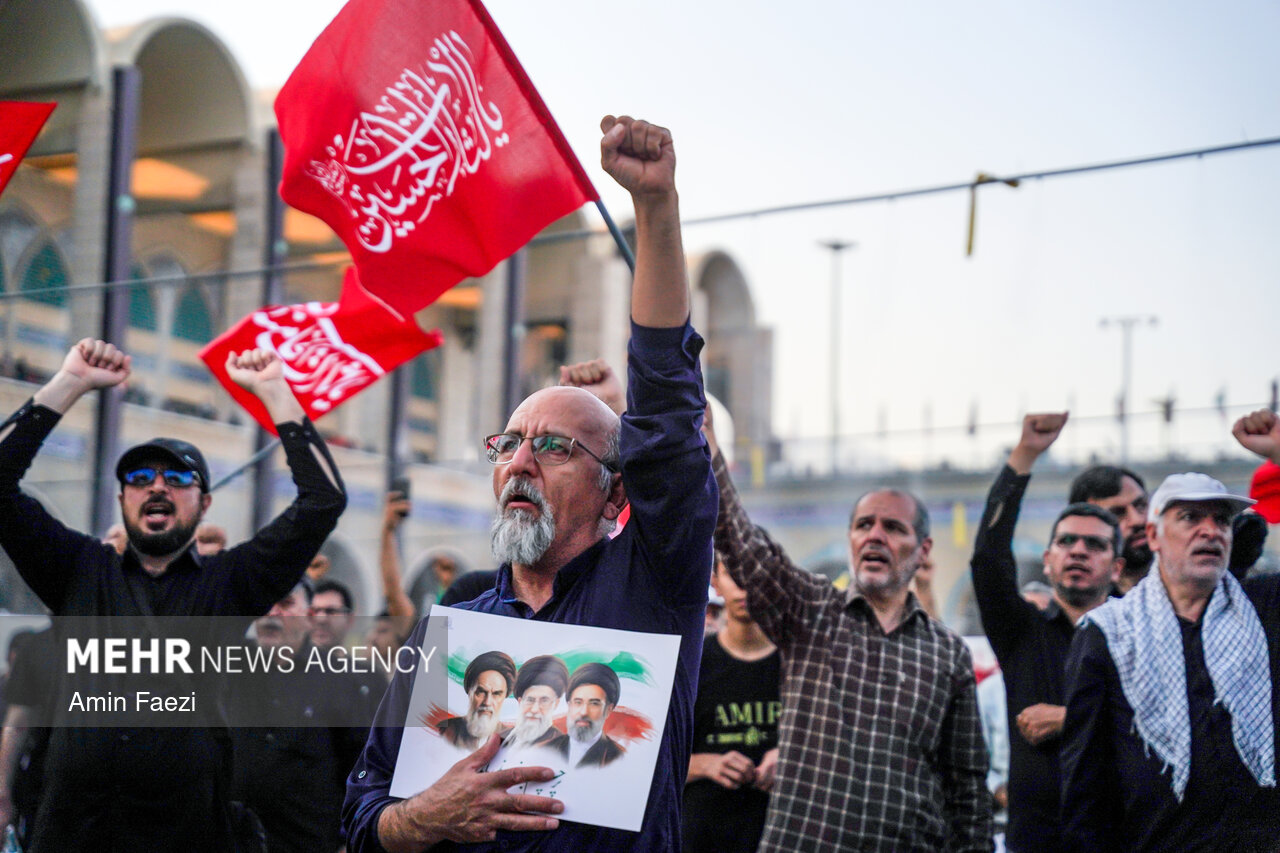 Banner of Vengeance for the Martyred Leader at the Farewell Ceremony