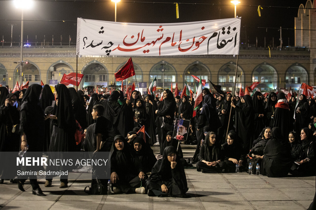 Farewell to the Martyred Leader of the Islamic Revolution at Tehran Mosalla