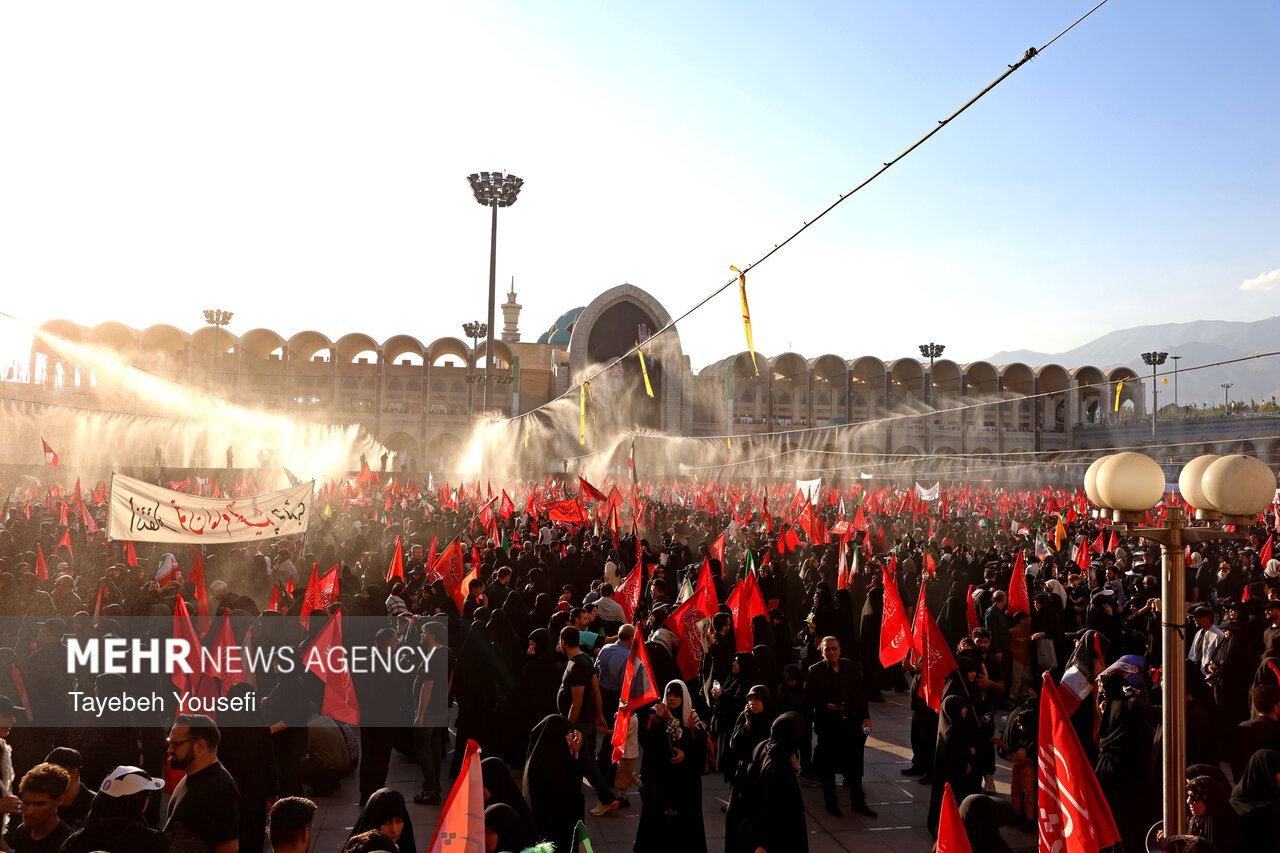 Banner of Vengeance for the Martyred Leader at the Farewell Ceremony