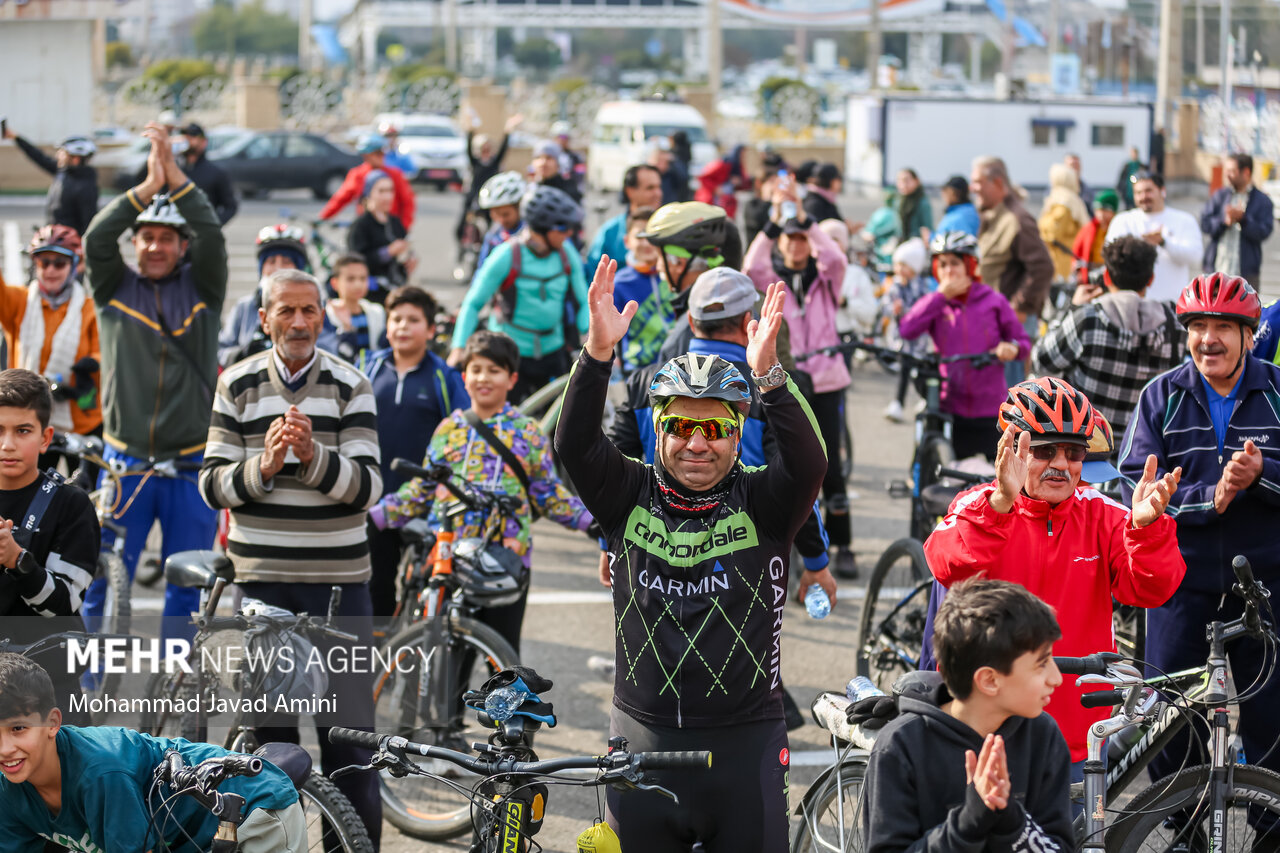 family cycling event in Qazvin