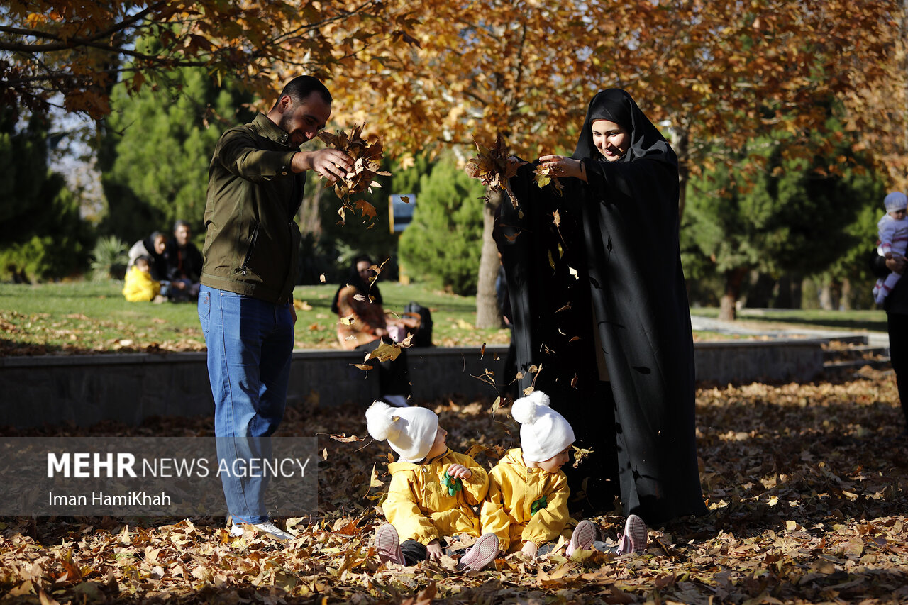 Autumn festival in Hamedan