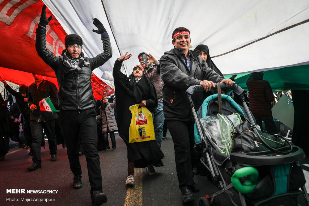  ChatGPT said: The Celebration of the Islamic Revolution's Victory Through the Lens of Mehr News Agency Photographers