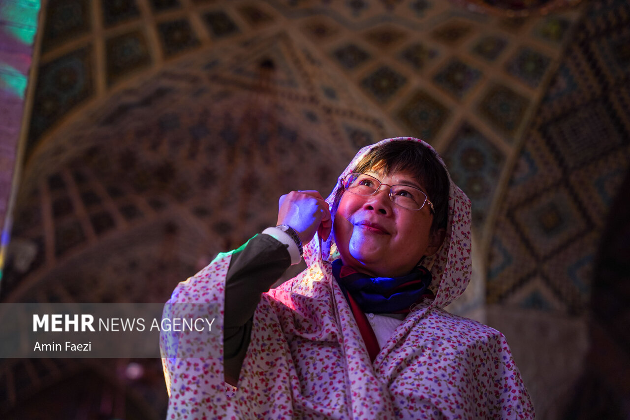 Foreign tourists visit Nasir al-Mulk Mosque in Shiraz