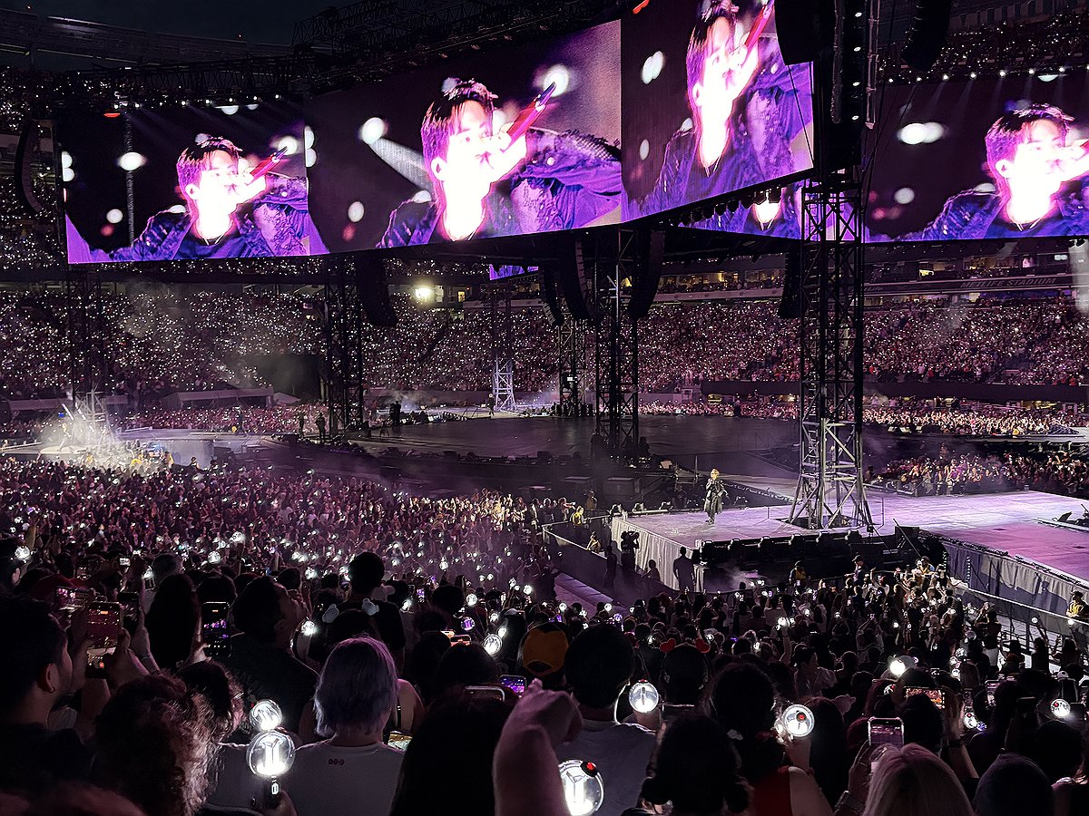 K-pop supergroup BTS stages a performance at MetLife Stadium in the U.S. state of New Jersey on Aug. 1, 2026, as part of its "Arirang" world tour. (Yonhap) (END)