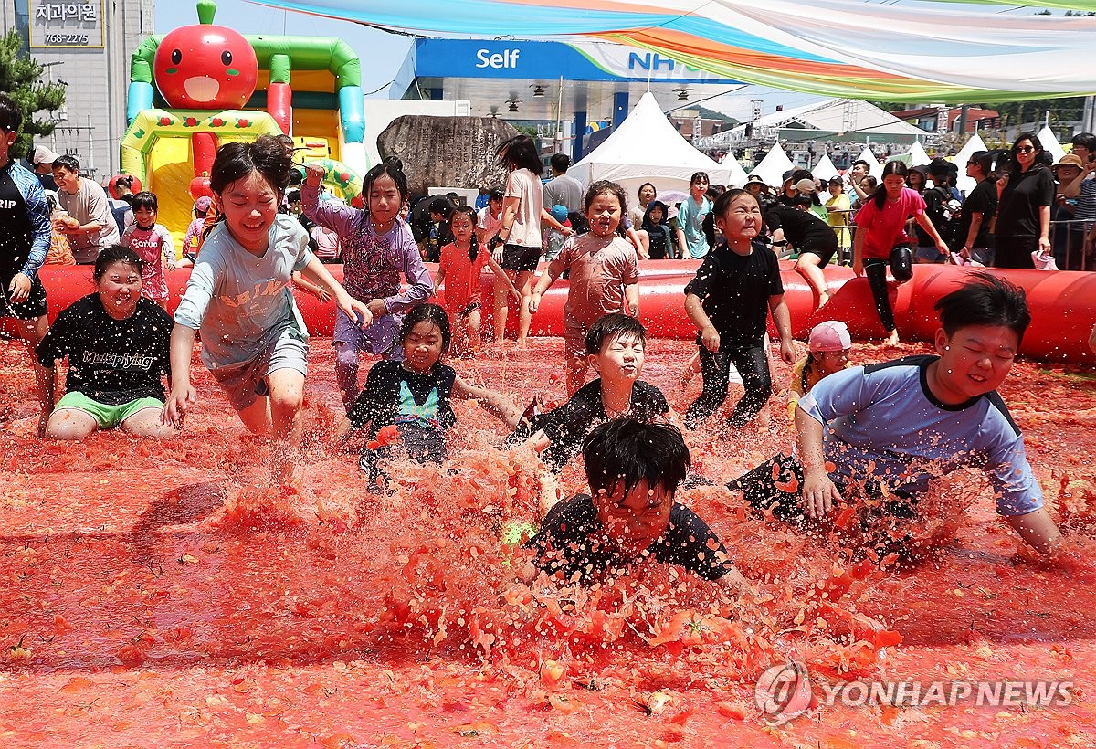 Tomato festival