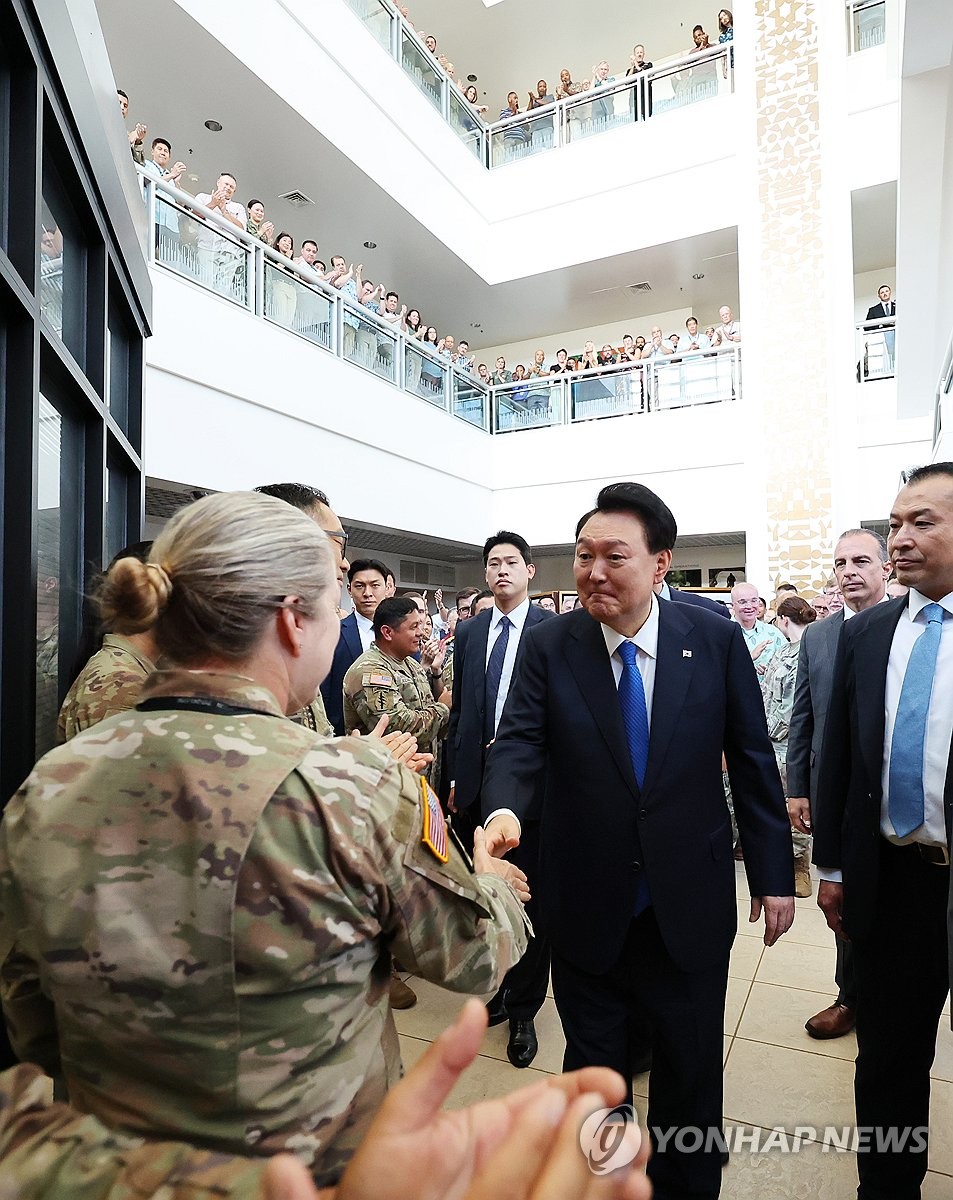 Yoon visits US command