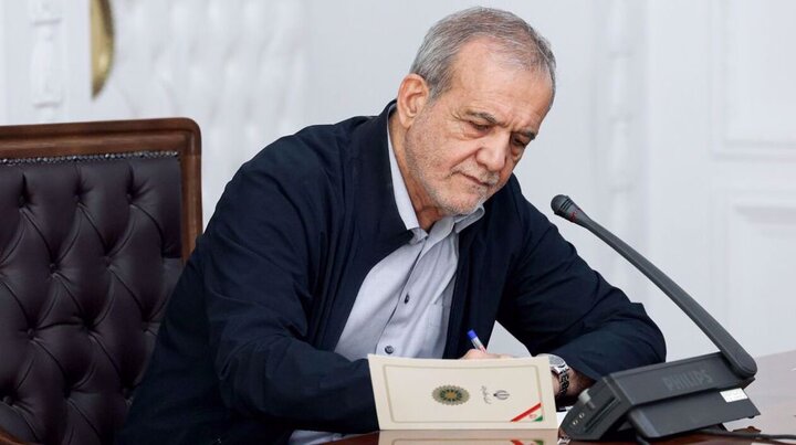 Pres. Pezeshkian: Unity, solidarity key to Iran’s resistance against threats