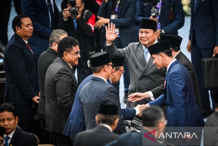 President Prabowo Subianto greets several legislators