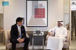 Communications Minister Holds Meetings to Strengthen Partnerships in Gaming Sector