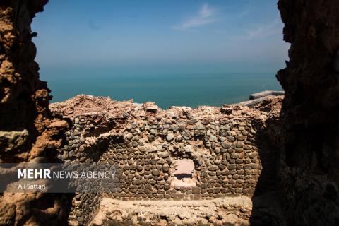 Must-see Hormuz Portuguese Castle in southern Iran