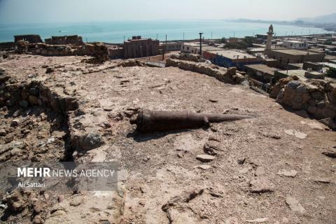 Must-see Hormuz Portuguese Castle in southern Iran