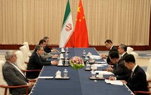 Iran, China FMs hold meeting on sidelines of SCO meeting