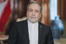 Iran open to diplomacy, ready for war: FM
