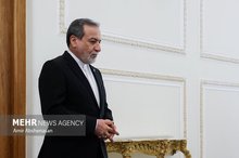 Iran FM Araghchi: US senators want to escape quagmire of catastrophic failures
