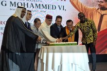 Indonesian Trade Minister Budi Santoso (third from the right) and Moroccan Ambassador to Indonesia Redouane Houssaini (center)