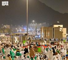 Pilgrims Settle in Muzdalifah