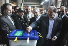 Interior Minister Votes In Presidential, City Council Elections 