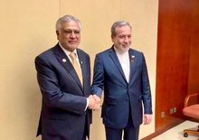 Foreign ministers of Iran, Pakistan discuss bilateral ties, regional developments