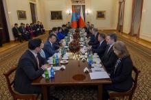 Presidents of Mongolia and Poland Hold Official Talks