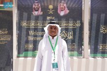 Wrapped in Gratitude: Pilgrims Embrace Saudi Attire as Symbol of Hospitality