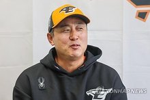 This Feb. 25, 2024, file photo shows then Hanwha Eagles manager Choi Won-ho during spring training in Yaese, Japan. Choi was named the manager of the South Korean national baseball team on Oct. 19, 2026. (Yonhap)