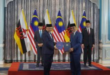  Prime Minister  Anwar Ibrahim and the Sultan of Brunei, Sultan Hassanal Bolkiah witnessed on Wednesday the exchange of a Memorandum of Understanding (MoU) on health cooperation between the two countries.