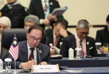 TOKYO, Dec 17 -- Malaysian Prime Minister Anwar Ibrahim attends the ASEAN-Japan Commemorative Summit here on Sunday.  Anwar accompanied by Foreign Minister Datuk Seri Mohamad Hasan and Minister of Investment, Trade and Industry Tengku Datuk Seri Zafrul Tengku Abdul Aziz.  The summit marks the 50th anniversary of ASEAN-Japan Friendship and Cooperation which highlights the strategic relationship between Japan and much of Southeast Asia represented by ASEAN.  -- fotoBERNAMA (2023) COPYRIGHT RESERVED