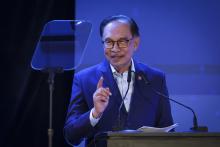 CYBERJAYA, March 26 -- Prime Minister Datuk Seri Anwar Ibrahim delivers a speech when officiating the Cyber Security Center of Excellence at the Malaysian Communications and Multimedia Commission (MCMC), Tuesday.  --fotoBERNAMA (2024) COPYRIGHT RESERVED