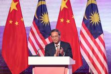 KUALA LUMPUR, June 19 -- Chinese Premier Li Qiang delivers his speech at the groundbreaking ceremony for the East Coast Rail Link (ECRL) Gombak Integrated Terminal station.  -- fotoBERNAMA COPYRIGHT RESERVED