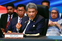 KUALA LUMPUR, July 9 -- Malaysia’s Foreign Minister, Datuk Seri Mohamad Hasan delivers a speech during the Plenary Session of the 58th ASEAN Foreign Ministers’ Meeting (AMM) and related meetings at the Kuala Lumpur Convention Centre today.  -- fotoBERNAMA (2025) COPYRIGHT RESERVED