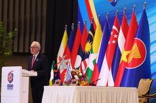KUALA LUMPUR, July 9 -- Uruguay’s Minister of Foreign Affairs, Mario Lubetkin delivers his speech at the Signing Ceremony of the Instrument of Accession to the Treaty of Amity and Cooperation in Southeast Asia (TAC), held in conjunction with the 58th ASEAN Foreign Ministers' Meeting (AMM) and Related Meetings at the Kuala Lumpur Convention Centre today. -- fotoBERNAMA (2025) COPYRIGHT RESERVED