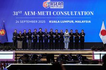 Minister of Investment, Trade and Industry Tengku Zafrul Aziz (seventh, left) poses with the ASEAN Economic Ministers (AEM) and ASEAN secretary-general Dr Kao Kim Hourn (right) during the 31st AEM-METI Consultation in conjunction with the 57th AEM Meeting and related meetings at the Malaysia International Trade and Exhibition Centre (MITEC)