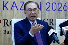 KAZAN, June 18 -- Prime Minister Datuk Seri Anwar Ibrahim at a press conference in conjunction with the Russia-ASEAN Summit at the Kazan Expo International Exhibition Centre here today.  --fotoBERNAMA (2026) COPYRIGHT RESERVED