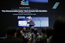 KUALA LUMPUR, July 2 -- Prime Minister Datuk Seri Anwar Ibrahim delivers his keynote address at the 39th Asia-Pacific Roundtable (39APR) at Grand Hyatt Kuala Lumpur today.  -- fotoBERNAMA (2026) COPYRIGHT RESERVED