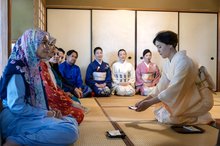BENTONG, July 6 -- Visitors participate in a Japanese tea ceremony at the Japanese Garden, Berjaya Hills, Bukit Tinggi, recently, which serves as more than a showcase of tradition but also a platform for cultural diplomacy that fosters mutual understanding and draws Japan and Malaysia closer through stronger people-to-people ties.  --fotoBERNAMA (2026) COPYRIGHT RESERVED